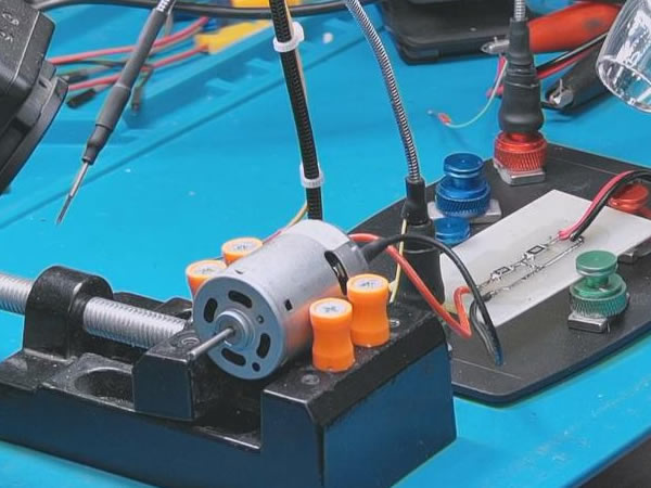 中小型旋转电动机